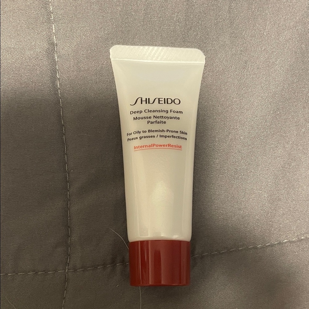 Shiseido Deep Cleansing Foam with Red Cap